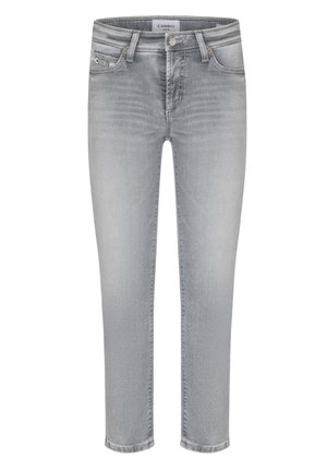 Grijze denim jeans met een slanke pasvorm, voorzien van een standaard ontwerp met vijf zakken, ritssluiting en subtiele branding op de voorzak.