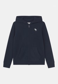 Granatowa bluza z kapturem na zamek wykonana z miękkiego materiału, z kieszenią kangurką, ściągaczami na mankietach i małym haftowanym logo na piersi.