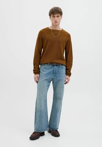 Jack & Jones JJEHILL CREW NECK  - Trui - monks robe