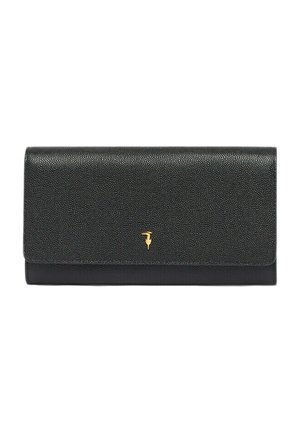 Czarny portfel ze skóry z fakturą, z małym złotym emblematem w kształcie ptaka umieszczonym na środku przedniej klapy, prostokątny i smukły design.