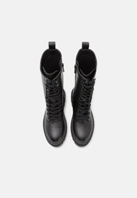 Calvin Klein Jeans FLATFORM LACE UP BOOT - Snørestøvler - triple black