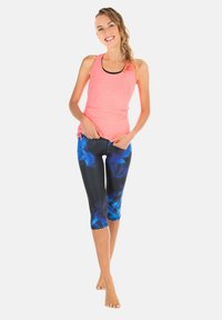 Winshape - HWL202 BRILLIANT HIGH WAIST - 3/4 sports trousers - ceckmate Thumbnail Image 1