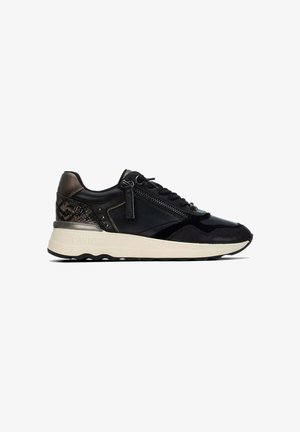 Carmela, ZAPATILLA DE MUJER PLANO - Zapatillas - black