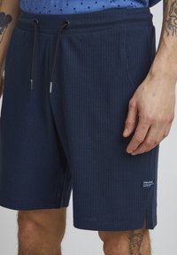 Blend BHSHORTS CASUAL FIT - Šorti - dress blues