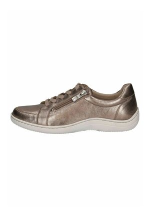 Baskets en bronze métallique avec une finition lisse et brillante, dotées de lacets et d'une fermeture éclair sur le côté. La semelle est blanche et légèrement texturée.