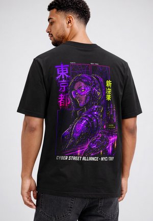 Neverless, HERREN T-SHIRT - CITY DESIGN CYBER STREET ALLIANCE - OVERSIZED - Print T-shirt - schwarz