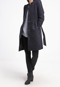mint&berry Klasický kabát - dark blue
