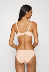 Chantelle PARISIAN ALLURE - Cuecas - opale