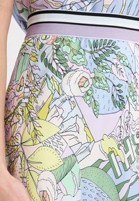 Marc Cain MIDI - A-lijn rok - flieder mehrfarbig