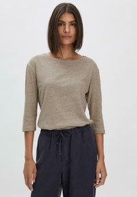 hessnatur RELAXED - Langarmshirt - taupe