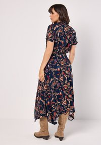 Apricot SARASA FLORAL  - Skjortklänning - navy