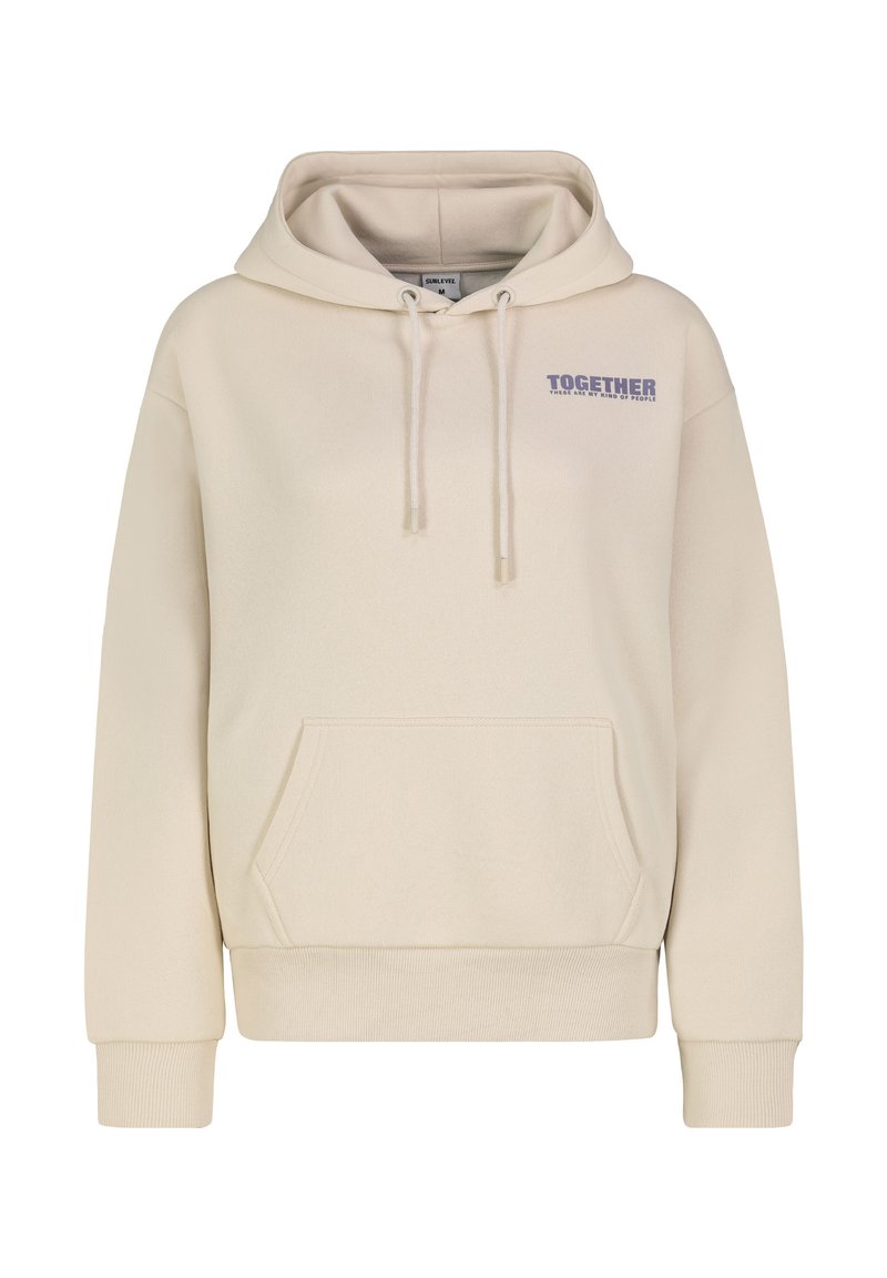 Crème-kleurige hoodie met een voorvak, een trekkoordkap en "TOGETHER" in het blauw gedrukt. Gemaakt van zachte stof met gebreide manchetten.