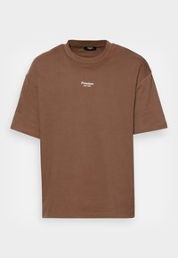 JPRBLAKAM BRANDING TEE CREW NECK - Marškinėliai su spaudiniu - foundue fudge