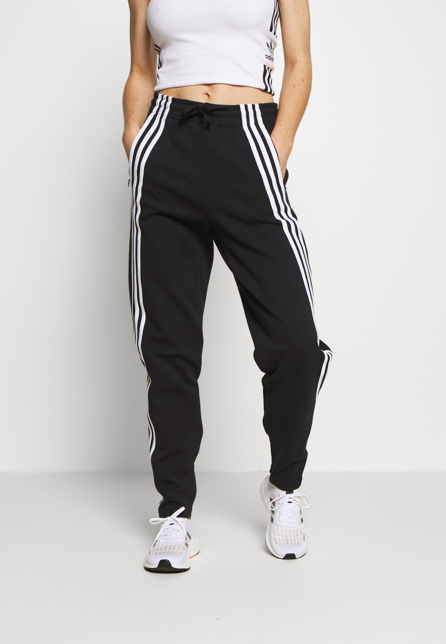 PANT Joggebukse blackwhite PANT Joggebukse blackwhite