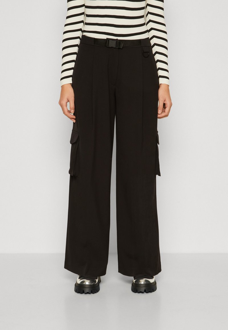 Even&Odd Petite - Cargo trousers - black, Enlarge