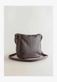 Non sélectionné, chocolate brown