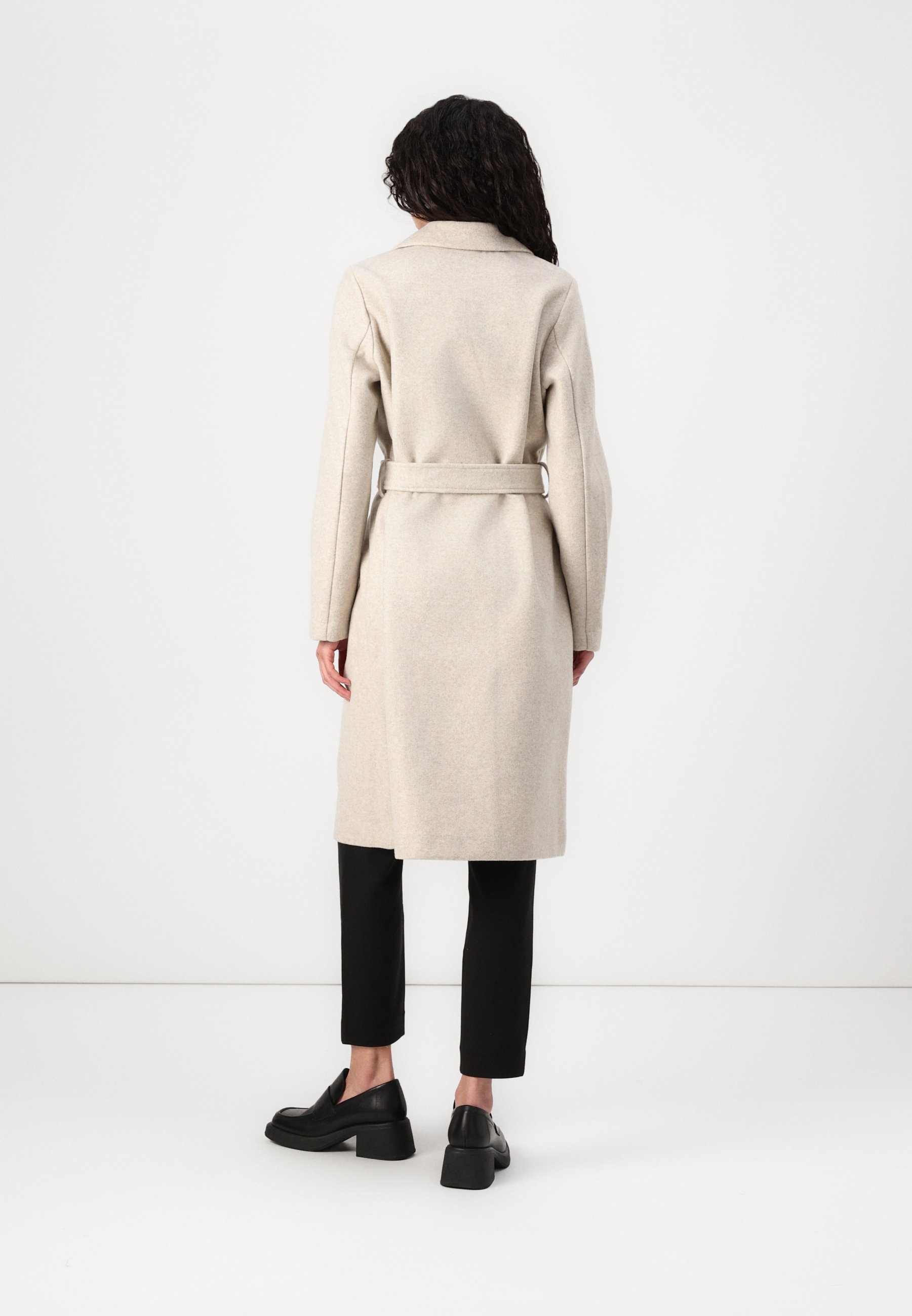 オンラインオーダー Stein NO COLLAR BELTED JACKET stein 20aw NO