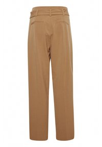 Pantalon brun tailleur à coupe droite, doté d'une texture lisse, de deux poches arrière et d'une ceinture structurée.