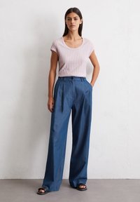 Marc O'Polo POINTELLE- SLIM  - T-shirt basic - pale lilac