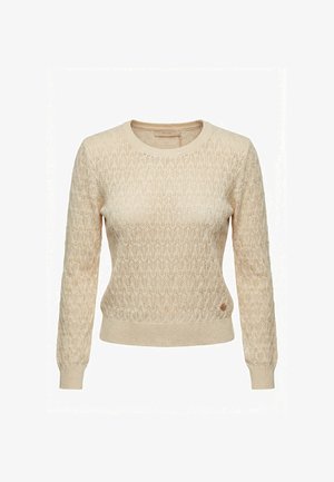 Maglione beige a maniche lunghe in maglia con motivo a rilievo, polsini e orlo a coste, e un piccolo emblema con logo vicino all'orlo inferiore sul lato destro.