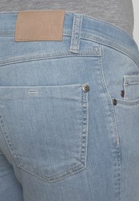 LOVE2WAIT SOPHIA - Calças de ganga de corte skinny - lightwash