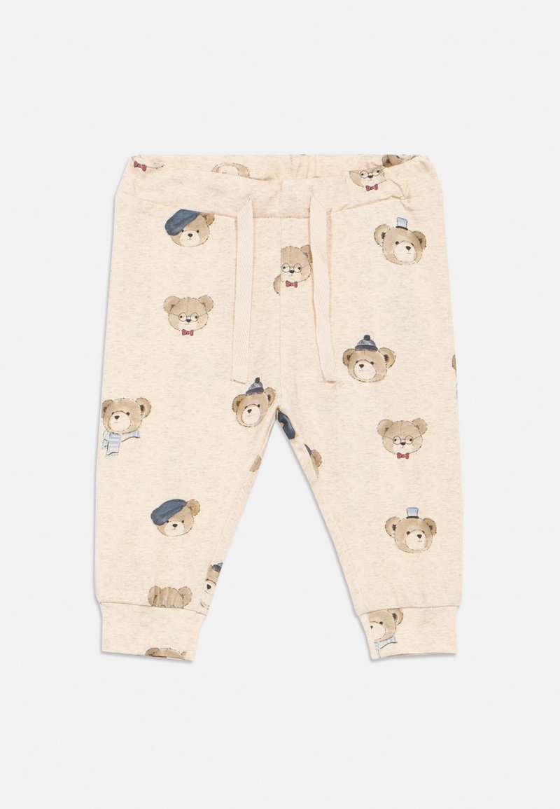 Μπεζ παντελονάκια για νήπια με ρυθμιζόμενη μέση, διακοσμημένα με πρόσωπα αρκουδάκων που φορούν καπέλα, γυαλιά, παπιγιόν και κασκόλ.