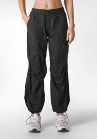 Deha Housut - black