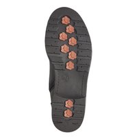 La suola in gomma nera della scarpa presenta perni di trazione esagonali di un colore rosso-marrone a contrasto, con scanalature testurizzate per una migliore presa.