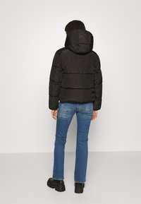 ONLY Petite Vinterjakker - black