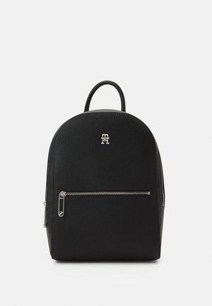 Tommy Hilfiger, Plecak
