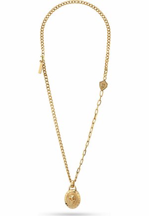 Goldkette mit ovalem Anhänger mit einem Totenkopf-Design. Die Kette wechselt zwischen gliedernden und soliden Abschnitten. Verschluss mit Logo-Detail.