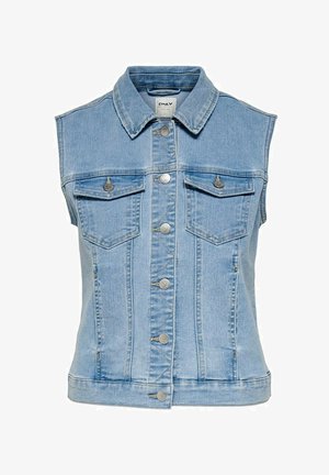 Colete de ganga azul claro com gola, botões de pressão prateados e dois bolsos no peito à frente. Apresenta um design ajustado e barra desfiada.