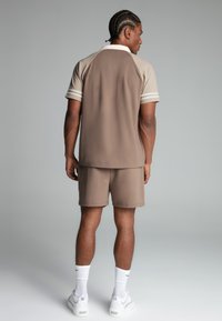 SIKSILK - Szorty