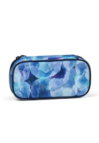Reißverschlussbeutel aus Stoff mit einem Muster aus überlappenden blauen und lila Kreisen; rechteckige Form mit abgerundeten Ecken und marineblauem Rand.