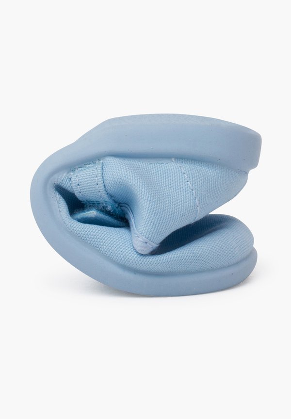 MERCEDITAS TIRA ADHERENTE FINA – Lauflernschuh – celeste