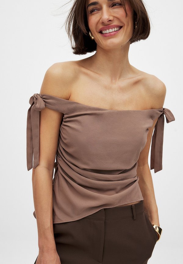 OFF SHOULDER TIE  - Bluse - taupe