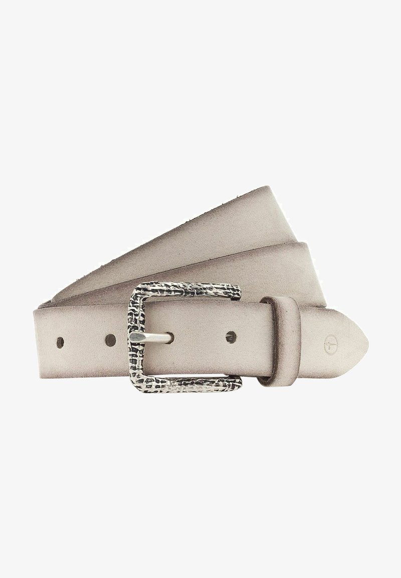 Beige leren riem met een getextureerde zilverkleurige gesp, met een gladde afwerking en meerdere gaatjes voor maataanpassing.