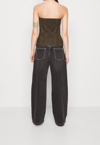 Weekday Linne - black