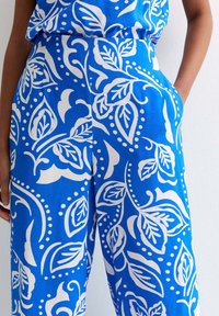 New Look LEAF WIDE  - Tygbyxor - blue pattern