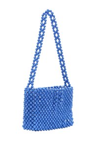 Borsa a mano blu a perline con forma rettangolare, caratterizzata da una superficie testurizzata e da una maniglia a doppio strato realizzata con perline rotonde.