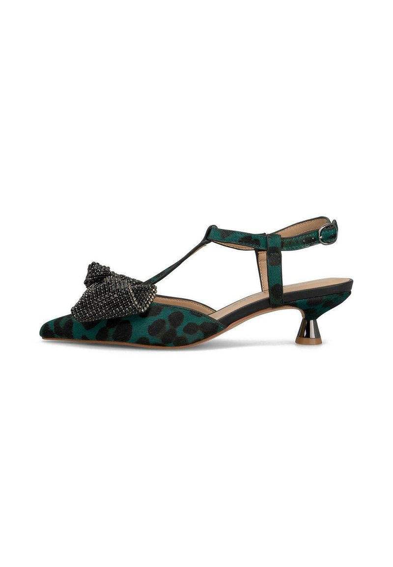 Sandal verde a stampa leopardata con punta affusolata, dettaglio di fiocco nero decorativo e tacco piccolo a zampa.