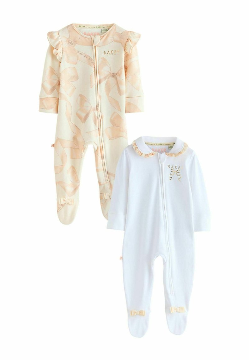 Divi mazu bēniņu apģērbi: viens persiku krāsā ar lokiņu rakstu un volāniem, otrs balts ar volāna apkakli un lokiņu akcentiem. Abiem ir priekšējie rāvējslēdzēji.