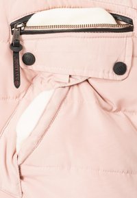 Navahoo Paula - Winter coat - rosa mit schwarzem fell