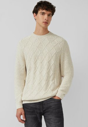 - Sweter