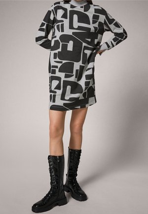 Vestido informal - mottled light grey