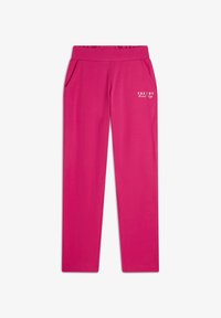 Sélectionné, beetroot purple