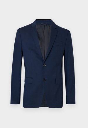 Navy blazer met een enkele knoopsluiting, twee zijzakken en een borstzak. Gemaakt van gladde stof met een getailleerde pasvorm en notch revers.