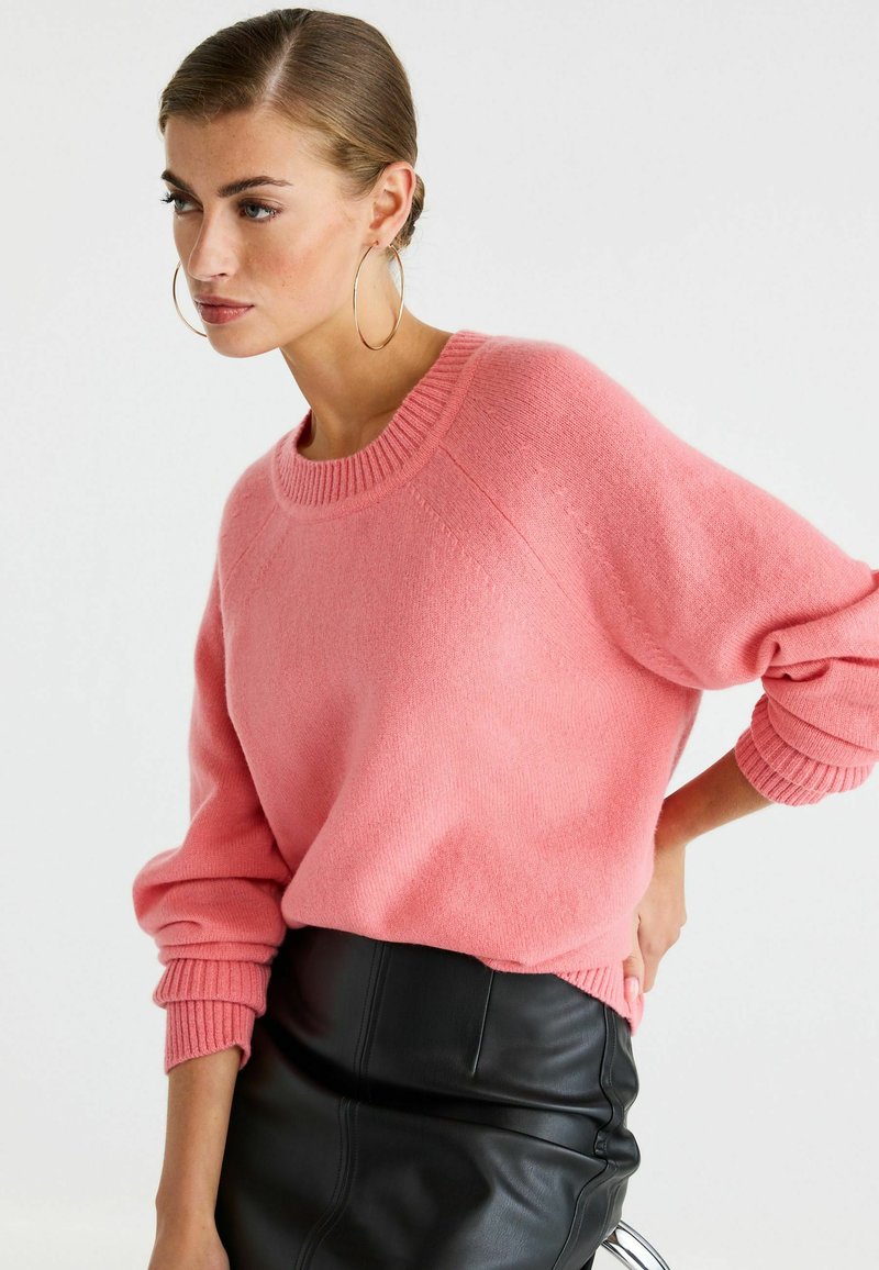 Next CREW NECK - Pulover - coral pink