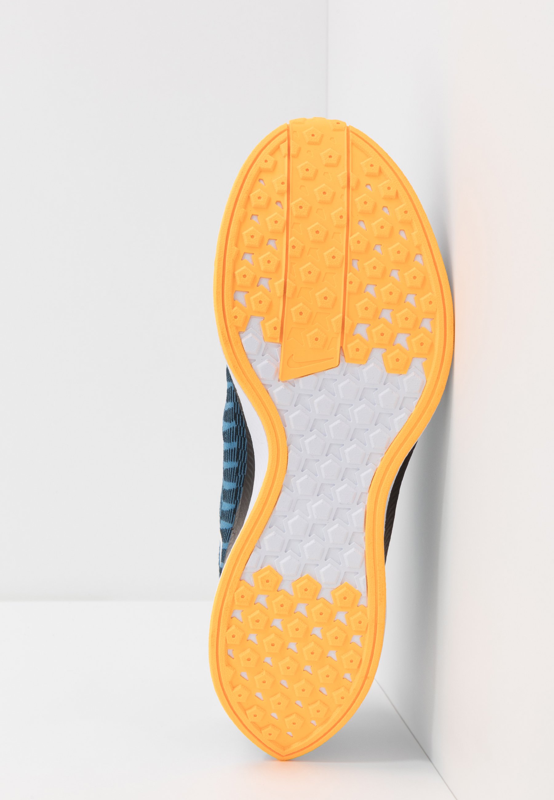 zalando nike pegasus turbo