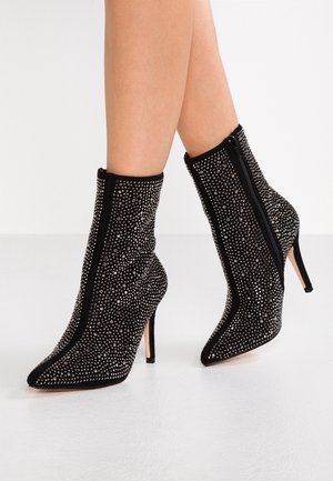 Botines de tacón - black